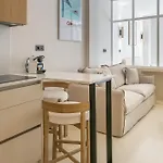 Bright Scandi-style With Stunning Garden Views شقة *