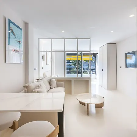Bright Scandi-style With Stunning Garden Views * Marbella