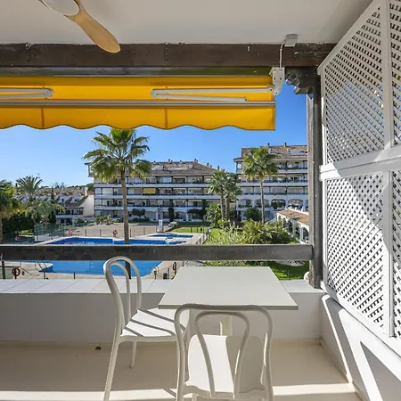 Апартаменты Bright Scandi-style With Stunning Garden Views Марбелья